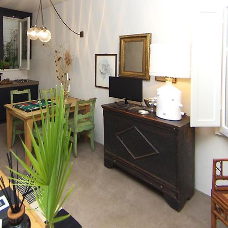 Appartamento Centro Citta Quartiere Oltrarno Con Una Camera Da Letto Florence Ngoại thất bức ảnh